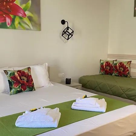 Aparthotel Harmony &