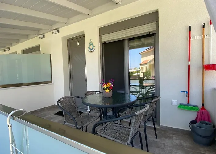 아파트호텔 Harmony & 3*