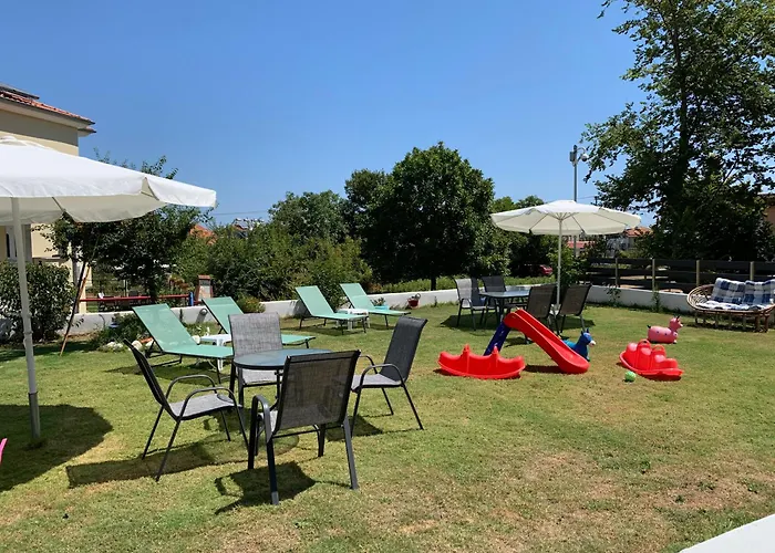 아파트호텔 Harmony & 3*